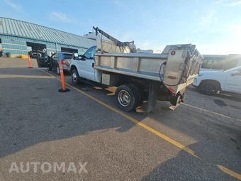 2015 Ford Super Duty F-350 Cab Chassis XL Regular Cab DRW - miniatura 6