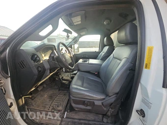 2015 Ford Super Duty F-350 Cab Chassis XL Regular Cab DRW - miniatura 7
