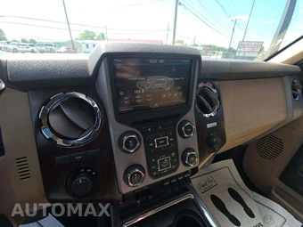 2015 Ford Super Duty F-350 Lariat Crew Cab Long Bed DRW - miniatura 10