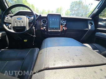2015 Ford Super Duty F-350 Lariat Crew Cab Long Bed DRW - miniatura 11