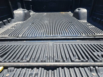 2015 Ford Super Duty F-350 Lariat Crew Cab Long Bed DRW - miniatura 16