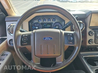 2015 Ford Super Duty F-350 Lariat Crew Cab Long Bed DRW - miniatura 10
