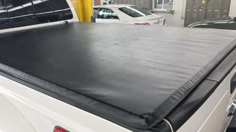 2015 Ford Super Duty F-350 Lariat Crew Cab Long Bed DRW - miniatura 28