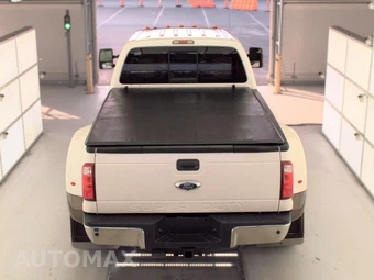 2015 Ford Super Duty F-350 Lariat Crew Cab Long Bed DRW - miniatura 5