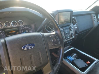 2015 Ford Super Duty F-350 Lariat Crew Cab Medium Bed - miniatura 11