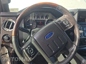 2015 Ford Super Duty F-350 Platinum Crew Cab Long Bed - miniatura 10