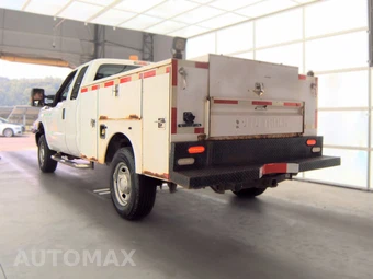2015 Ford Super Duty F-350 XL Extended Cab Long Bed w/Rear Doors - miniatura 6