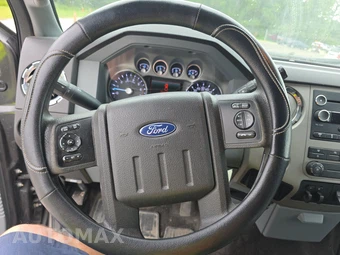 2015 Ford Super Duty F-350 XLT Crew Cab Medium Bed - miniatura 10
