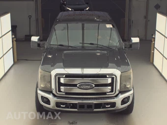 2015 Ford Super Duty F-350 XLT Crew Cab Medium Bed - miniatura 2