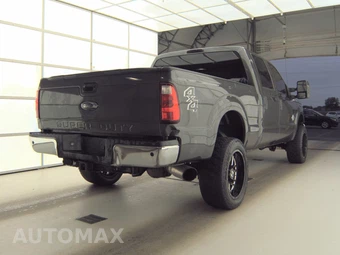 2015 Ford Super Duty F-350 XLT Crew Cab Medium Bed - miniatura 5