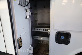 2015 Ford Super Duty F-450 Cab Chassis XL Crew Cab DRW - miniatura 12