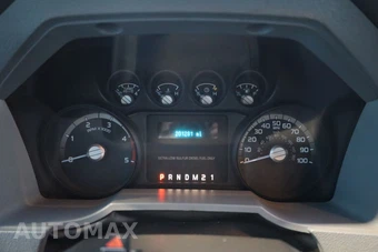 2015 Ford Super Duty F-450 Cab Chassis XL Crew Cab DRW - miniatura 8
