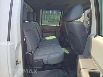 2015 Ford Super Duty F-450 Cab Chassis XL Crew Cab DRW - miniatura 15