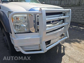 2015 Ford Super Duty F-450 Cab Chassis XL Crew Cab DRW - miniatura 22