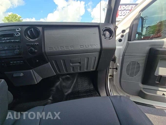2015 Ford Super Duty F-450 Cab Chassis XL Regular Cab DRW - miniatura 13