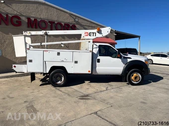 2015 Ford Super Duty F-450 Cab Chassis XL Regular Cab DRW - miniatura 8