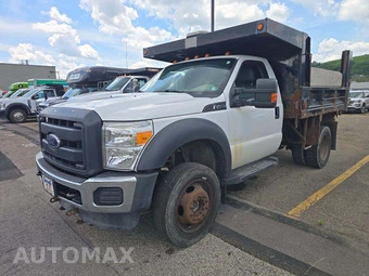 2015 Ford Super Duty F-450 Cab Chassis XL Regular Cab DRW