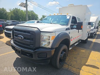 2015 Ford Super Duty F-550 Cab Chassis XL Crew Cab DRW