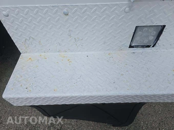 2015 Ford Super Duty F-550 Cab Chassis XL Crew Cab DRW - miniatura 31