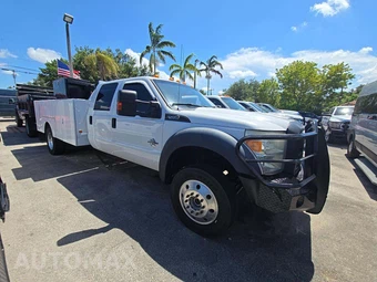 2015 Ford Super Duty F-550 Cab Chassis XL Crew Cab DRW - miniatura 4