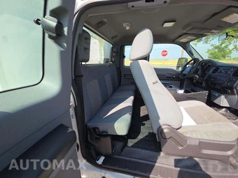 2015 Ford Super Duty F-550 Cab Chassis XL Extended Cab w/Rear Doors DRW - miniatura 12