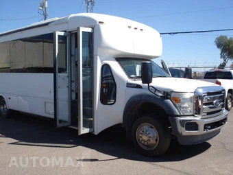 2015 Ford Super Duty F-550 Cab Chassis XL Regular Cab DRW - car from the USA, Manheim Buy-Now listing at AUTOMAX