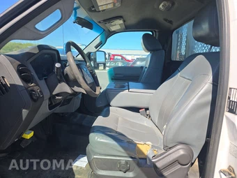 2015 Ford Super Duty F-550 Cab Chassis XL Regular Cab DRW - miniatura 7