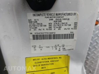 2015 Ford Super Duty F-550 Cab Chassis XL Regular Cab DRW - miniatura 16
