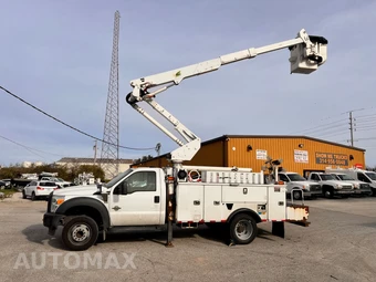 2015 Ford Super Duty F-550 Cab Chassis XL Regular Cab DRW - miniatura 2