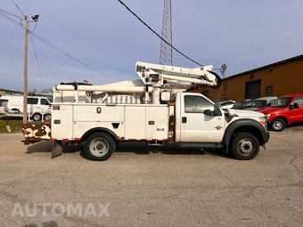2015 Ford Super Duty F-550 Cab Chassis XL Regular Cab DRW - miniatura 8