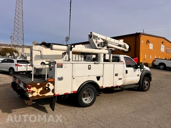 2015 Ford Super Duty F-550 Cab Chassis XL Regular Cab DRW - miniatura 9