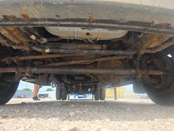 2015 Ford Super Duty F-550 Cab Chassis XL Regular Cab DRW - miniatura 14