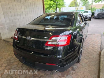 2015 Ford Taurus Limited – miniatura 3