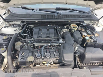 2015 Ford Taurus Limited – miniatura 15