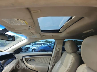 2015 Ford Taurus Limited – miniatura 18