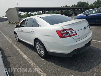 2015 Ford Taurus Limited – miniatura 6