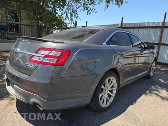 2015 Ford Taurus Limited - miniatura 3