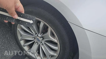 2015 Ford Taurus Limited - miniatura 39