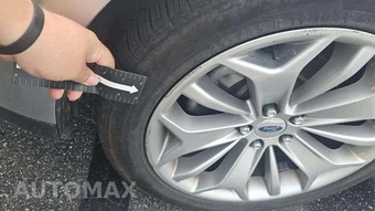 2015 Ford Taurus Limited - miniatura 42
