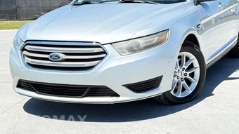 2015 Ford Taurus SE - miniatura 3