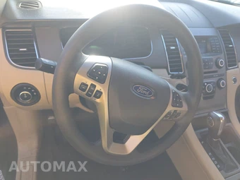 2015 Ford Taurus SE - miniatura 10