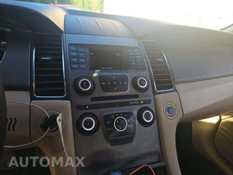 2015 Ford Taurus SE - miniatura 10