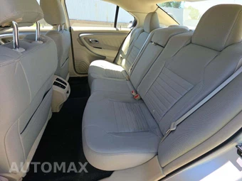 2015 Ford Taurus SE – miniatura 10