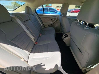 2015 Ford Taurus SE – miniatura 13