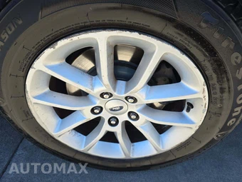 2015 Ford Taurus SE – miniatura 18