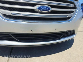 2015 Ford Taurus SE – miniatura 19