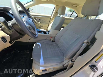 2015 Ford Taurus SE – miniatura 3