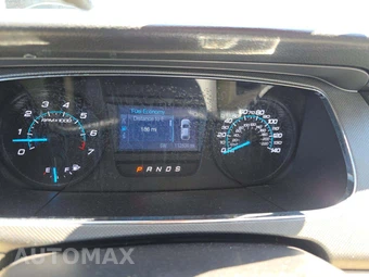 2015 Ford Taurus SE – miniatura 6