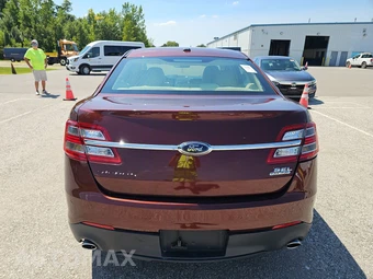 2015 Ford Taurus SEL - miniatura 5
