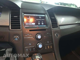 2015 Ford Taurus SEL - miniatura 10